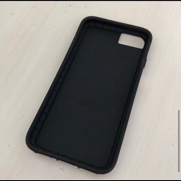 ❤️SOLD❤️ NWOT IPhone 6/6s/7/8 Silicone Fitted Case - Picture 4 of 5